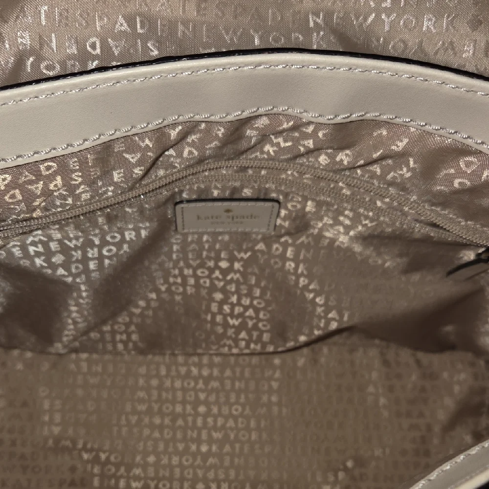 Kate Spade Eel Skin Cream Shoulder Bag - Picture 6 of 9